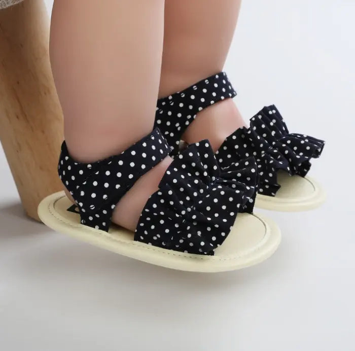 Red And Black Dots Print Toddler Sandal